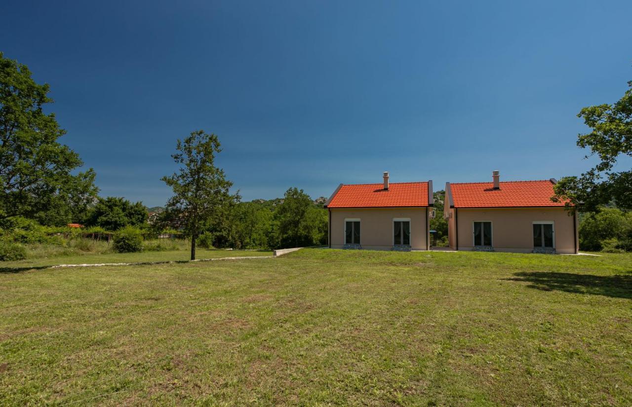 Rijeka Crnojevića Country Homes Dujeva מראה חיצוני תמונה