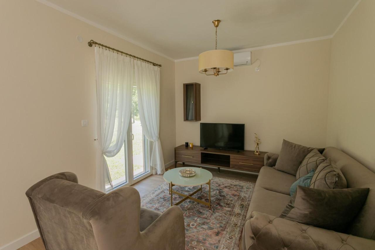 Rijeka Crnojevića Country Homes Dujeva מראה חיצוני תמונה